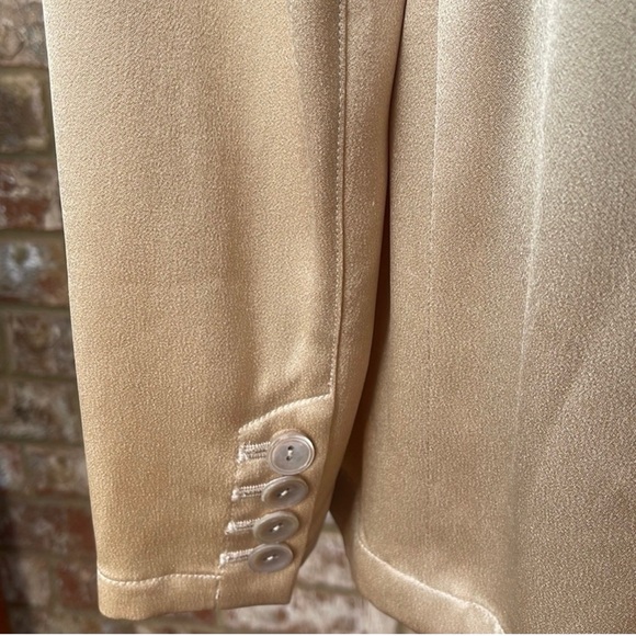 Carlisle Collection Notch Lapels Patch-Pocket Gold Oversized Blazer& Pantsuit 14 - Picture 5 of 12